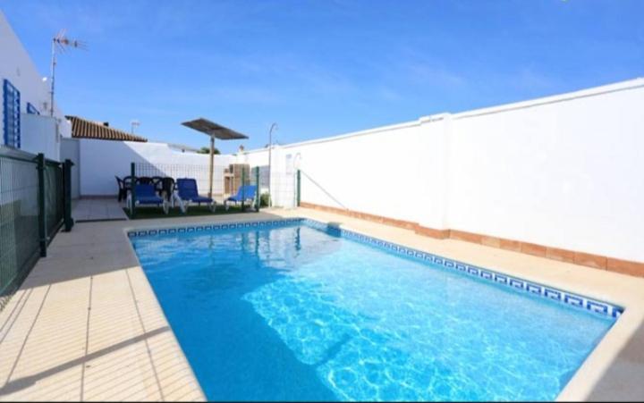 הוילה קוניל דה לה פרונטרה Casa Juani מראה חיצוני תמונה